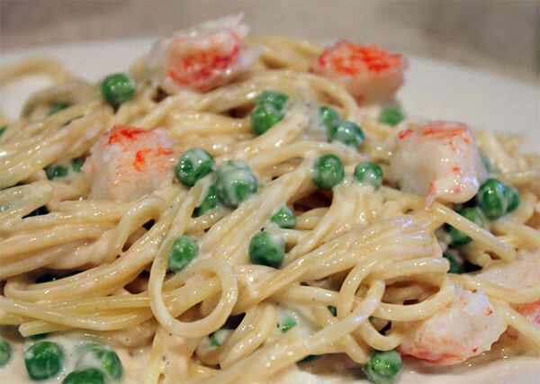 pasta-alfredoPasta Alfredo with Peas and Crabwith-peas-and-crab-copy