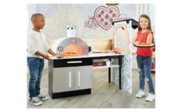 Little Tikes Real Wood Pizza Restaurant $60 (Reg. $99) at Walmart