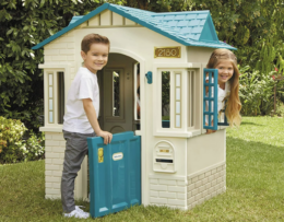 Walmart Black Friday | Little Tikes Cape Cottage $74 (Reg: $139.99)